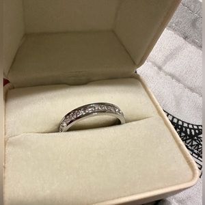 Very cute silver moissanite diamond band size 9